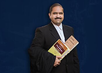 Vijayawada Criminal Case Lawyers Advocate Avirneni Srinivasa Syam Sunder - SYAM LEGAL ASSOCIATES image 1