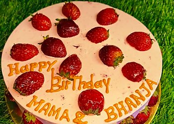 Kanpur Cake Shops Mash's Cakes & More image 1