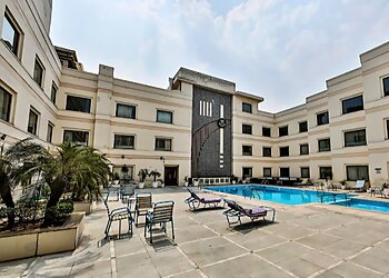 Ludhiana 4 Star Hotels Regenta Central Klassik image 1